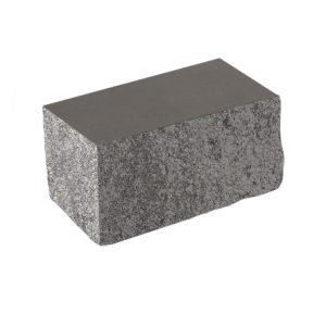 Блок полнотелый для кладки армированных колонн и простенков СКЦ(тп)-7Л150кол 300*150*150 Искусственный камень  на колотой поверхности Шунгит